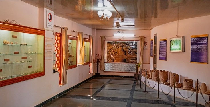 ARCHAEOLOGICAL MUSEUM, DHOLAVIRA in Kutch